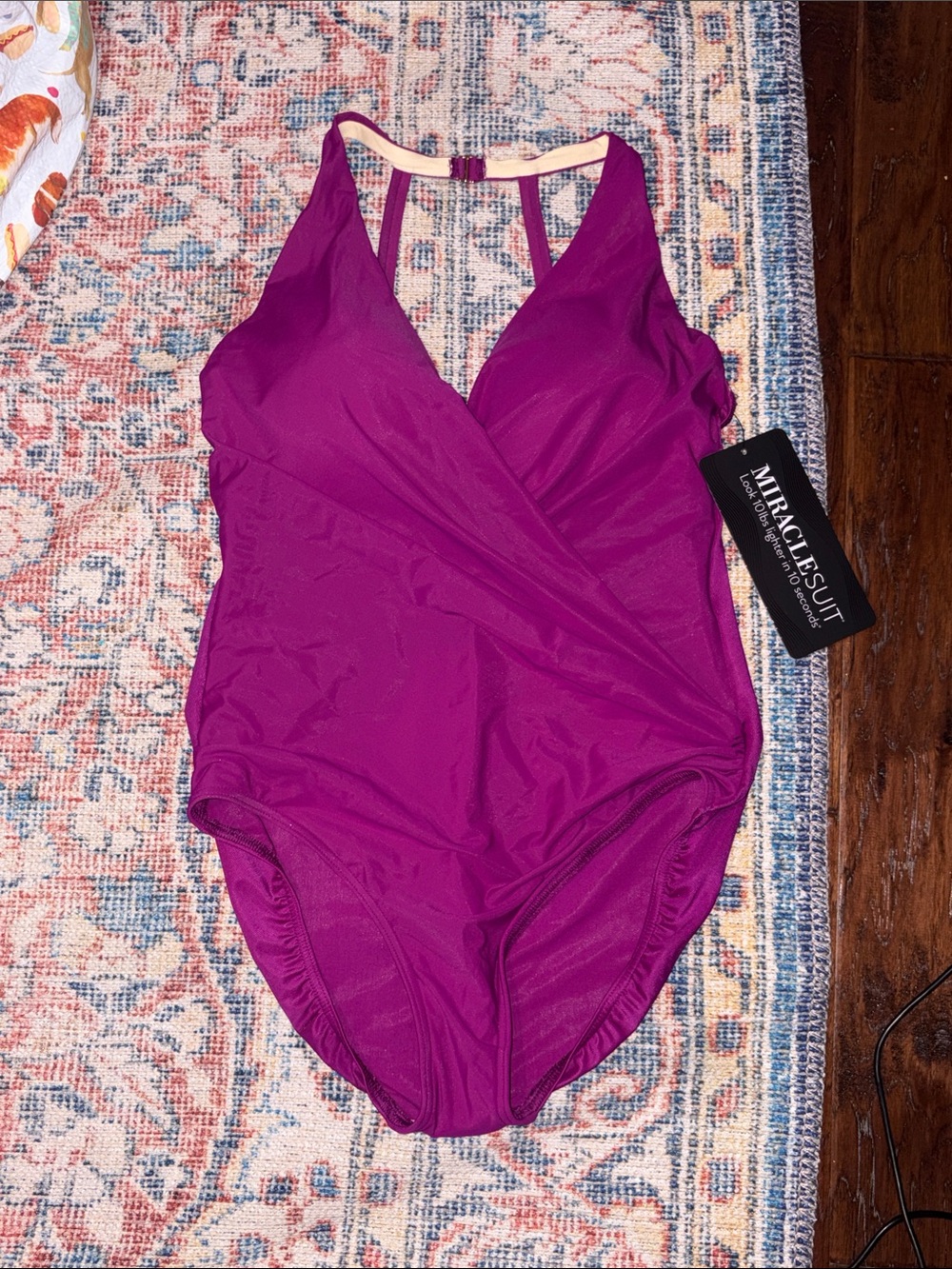Miraclesuit Rock Solid Wrapsody One Piece Swimsuit in Framboise Pink SZ 14 NWT - Picture 3 of 5